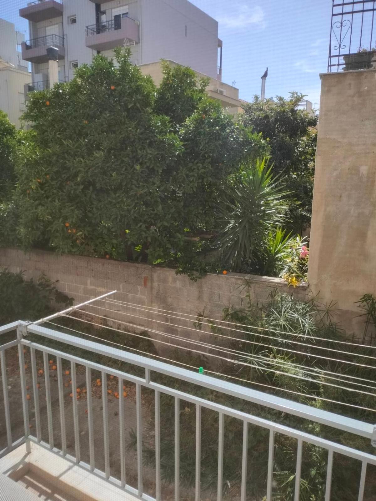 Elegant Central Apartment In Volos Exterior photo